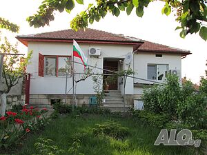 къща с. иваново област русе Двухэтажный 150 кв.м РЗП 1020 кв.м двор | Дома/Дачи | с.Иваново Иваново