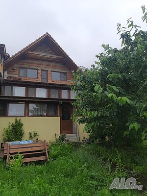 нова къща Трехэтажный 280 кв.м РЗП 330 кв.м двор | Дома/Дачи | Устина