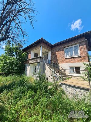 КЪЩА в с. Клокотница обл. Хасково Двухэтажный 100 кв.м РЗП 1000 кв.м двор | Дома/Дачи | Клокотница