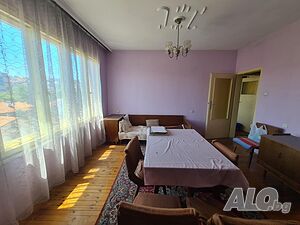 Просторен тристаен апартамент в кв. Овчарски, гр. Хасково Трехкомнатная 94 кв.м Кирпич 1989 г. 4 этаж Не последний | Квартиры | Овчарски Хасково
