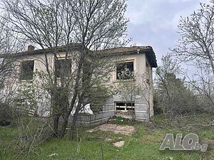 КЪЩА в село Горно Белево, област Стара Загора Двухэтажный 170 кв.м РЗП 1800 кв.м двор | Дома/Дачи | Горно Белево
