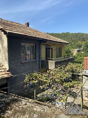Двуетажна къща в гр. Шумен Двухэтажный 110 кв.м РЗП 360 кв.м двор | Дома/Дачи | Томбул джамия Шумен