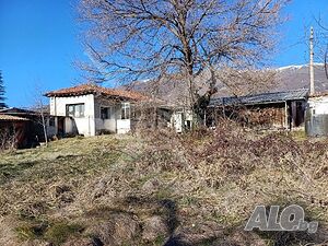 Къща във Васил левски Одноэтажный 75 кв.м РЗП 800 кв.м двор | Дома/Дачи | Васил Левски