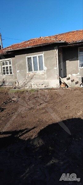 Къща в Найден Герово Одноэтажный 80 кв.м РЗП 700 кв.м двор | Дома/Дачи | Найден Герово