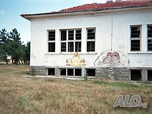 Имот с огромен потенциал Двухэтажный 1000 кв.м РЗП 11575 кв.м двор | Дома/Дачи | Правдино