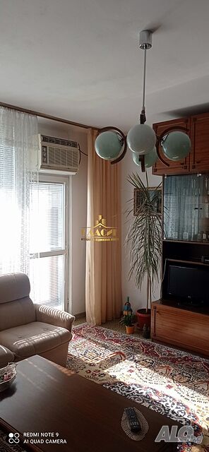 Двустаен в центъра - отлична локация Двухкомнатная 54 кв.м Крупнопанельная опалубка/Скользящая опалубка 1980 г. 6 этаж Не последний | Квартиры | Център Ямбол