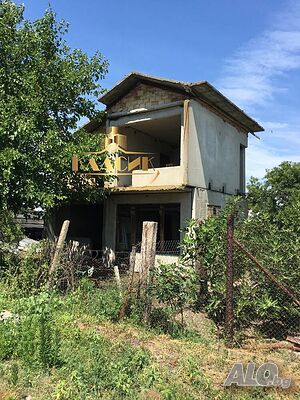 Вила на груб строеж в с. Ханово Двухэтажный 60 кв.м РЗП 1000 кв.м двор | Дома/Дачи | Ханово