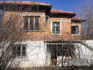 Имот на село Одноэтажный 69 кв.м РЗП 3120 кв.м двор | Дома/Дачи | Миладиновци