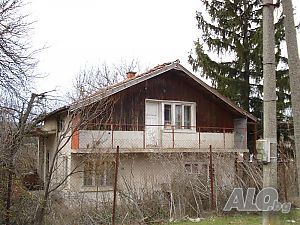 Продажба на къща с двор Двухэтажный 130 кв.м РЗП 800 кв.м двор | Дома/Дачи | Стефан Караджово