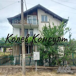 Продавам къща, с. Малка Верея Двухэтажный 150 кв.м РЗП 1100 кв.м двор | Дома/Дачи | Малка Верея