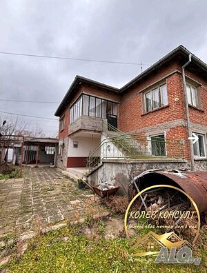 Продавам къща, с. Горски извор Двухэтажный 180 кв.м РЗП 1200 кв.м двор | Дома/Дачи | Горски извор