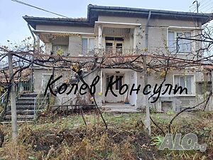 Продавам къща в с. Стамболийски Двухэтажный 140 кв.м РЗП 1430 кв.м двор | Дома/Дачи | Стамболийски