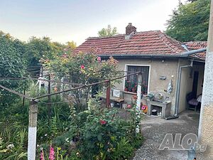 Продавам къща в с. Каменец Двухэтажный 130 кв.м РЗП 1900 кв.м двор | Дома/Дачи | Каменец