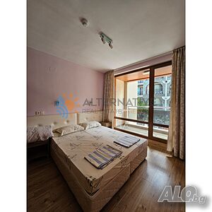 Тристаен апартамент, Поморие. Трехкомнатная 100 кв.м Кирпич 2010 г. 2 этаж Не последний | Квартиры | Поморие