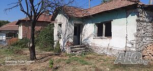 къща с двор в село езерово на 32 км от хасково и пловдив - се продава изгодно Одноэтажный 400 кв.м РЗП 900 кв.м двор | Дома/Дачи | село езерово окръг първомай Първомай