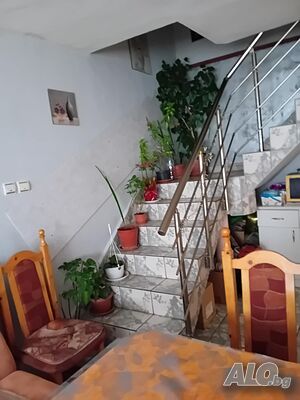 Продавам къща с. Мокрище общ. Пазарджик Двухэтажный 150 кв.м РЗП 350 кв.м двор | Дома/Дачи | село Мокрище Мокрище