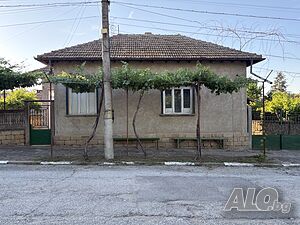 Едноетажна Къща Одноэтажный 80 кв.м РЗП 610 кв.м двор | Дома/Дачи | община Свищов Драгомирово