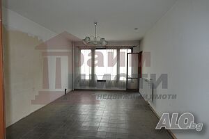3стаен, Етрополе, център, 80000 Е Трехкомнатная 89 кв.м Панель 1985 г. 4 этаж | Квартиры | Етрополе