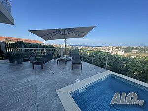 Триетажна самостоятелна къща с гледка море и собствен басейн в Созопол. Ексклузивно! Трехэтажный 341 кв.м РЗП 402 кв.м двор | Дома/Дачи | Созопол