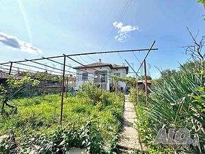 Продажба Къща гр. Павликени - с. Долна Липница 109m² Двухэтажный 109 кв.м РЗП 980 кв.м двор | Дома/Дачи | Долна Липница