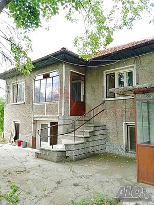 Продава Къща с Три Спални Двухэтажный 99 кв.м РЗП 1726 кв.м двор | Дома/Дачи | Раданово