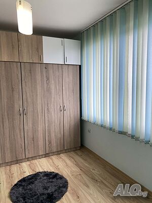 Просторен етаж с дворче на ул. Гео Милев Трехкомнатная 110 кв.м Обставленная Не последний этаж | Квартиры, Комнаты | Акация Велико Търново