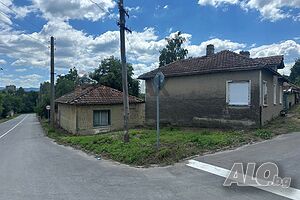Селска къща - за продажба, с. Иваново, обл. Шумен Одноэтажный 2000 кв.м РЗП 2000 кв.м двор | Дома/Дачи | Иваново