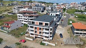 Директно от Инвеститора! Продажба на Апартаменти в Созопол - плаж Хармани Трехкомнатная 97 кв.м Кирпич 2025 г. 3 этаж Не последний | Квартиры | Созопол