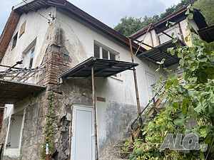 Вила в Брацигово Двухэтажный 114 кв.м РЗП 232 кв.м двор | Дома/Дачи | вилна зона Брацигово