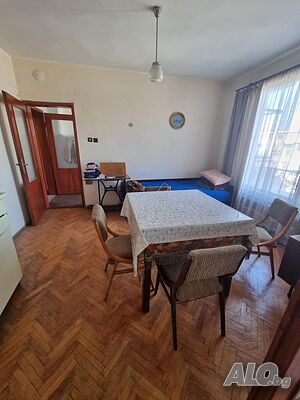 Простоен тухлен апартамент 119кв.м., с два тавана и две мази Многокомнатная 119 кв.м Кирпич 1970 г. 2 этаж Не последний | Квартиры | Център Плевен