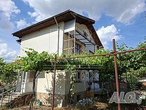 Трехэтажный 250 кв.м РЗП 1070 кв.м двор | Дома/Дачи | Строево