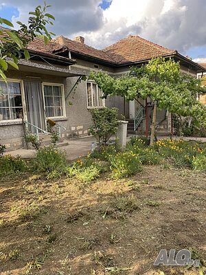 Продавам къща с дворно място Одноэтажный 120 кв.м РЗП 3000 кв.м двор | Дома/Дачи | Окорш