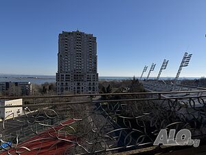 Тристаен 105 м² в VIP к-с Перла с гледка море Трехкомнатная 105 кв.м Кирпич 2010 г. 6 этаж Не последний | Квартиры | Зорница Бургас