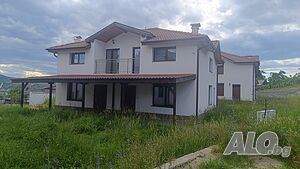 Продава се къща в гр. Момчилград Двухэтажный 93 кв.м РЗП 216 кв.м двор | Дома/Дачи | Момчилград