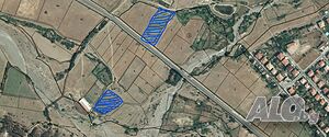 Продава Земя 5000m² за инвестиция гр. Момчилград Продажа 5000 кв.м Не находится в планировке С электричеством Водопровод | Участки под застройку, Инвестиционные проекты | Соколино