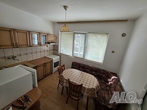 2+1 кв. Добруджа Двухкомнатная 44 кв.м Частичным образом обставленная Не последний этаж | Квартиры, Комнаты | Добруджански Шумен