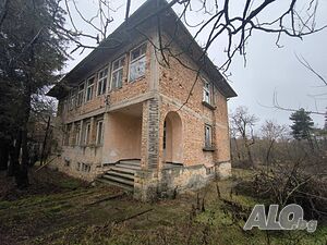 Училище с. Сини вир Трехэтажный 450 кв.м РЗП 2800 кв.м двор | Дома/Дачи | Сини вир