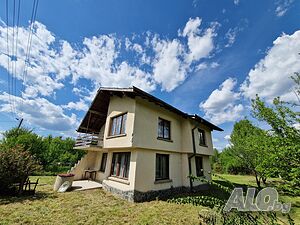 Продава къща Двухэтажный 130 кв.м РЗП 600 кв.м двор | Дома/Дачи | Житуша