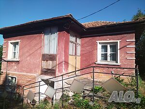 Продава къща в с. Богданов дол Одноэтажный 90 кв.м РЗП 706 кв.м двор | Дома/Дачи | Богданов дол