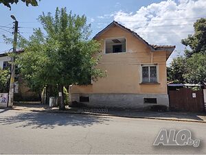 Къща в с. Багренци Одноэтажный 91 кв.м РЗП 700 кв.м двор | Дома/Дачи | Център Кюстендил