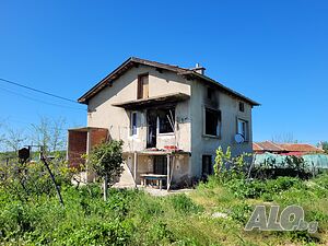 Къща на плочи, Нова Надежда Двухэтажный 150 кв.м РЗП 710 кв.м двор | Дома/Дачи | Нова Надежда