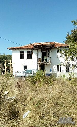Двуетажна къща, санирана, с. Дъбовица (Шехово) Двухэтажный 162 кв.м РЗП 1995 кв.м двор | Дома/Дачи | Дъбовица