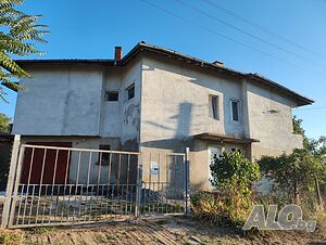 Продавам къща Трехэтажный 280 кв.м РЗП 1350 кв.м двор | Дома/Дачи | Гранитово