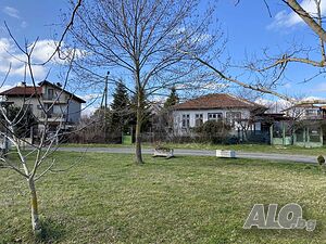 Част от къща в урегулиран парцел в централната част на село Велика Этаж от дома 30 кв.м РЗП | Дома/Дачи | Велика