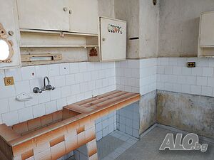 Апартамент в град Раднево! Трехкомнатная 80 кв.м Кирпич 1980 г. 5 этаж Последний этаж | Квартиры | Раднево