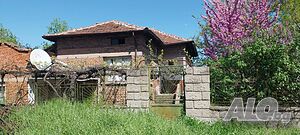 Къща с. Трояново Одноэтажный 66 кв.м РЗП 1252 кв.м двор | Дома/Дачи | Трояново