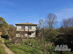 Риълти Партнърс продава двуетажна къща в с. Глоговица обл. Перник Двухэтажный 216 кв.м РЗП 500 кв.м двор | Дома/Дачи | Глоговица