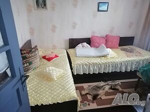 Продавам къща село Преспа Одноэтажный 140 кв.м РЗП 1550 кв.м двор | Дома/Дачи | Преспа
