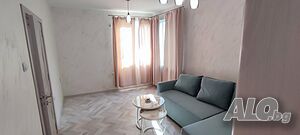 Етаж от къща с 2 спални и двор в центъра Трехкомнатная 82 кв.м Обставленная Последний этаж | Квартиры, Комнаты | Център Велико Търново