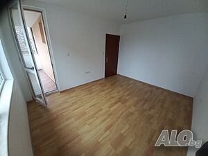 Тристаен апартамент в кв. Еленово, гр. Благоевград Трехкомнатная 74 кв.м Кирпич 2008 г. 2 этаж Не последний | Квартиры | Еленово Благоевград